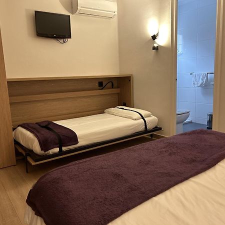 Hostal Restaurant Roma Кубельш Екстер'єр фото