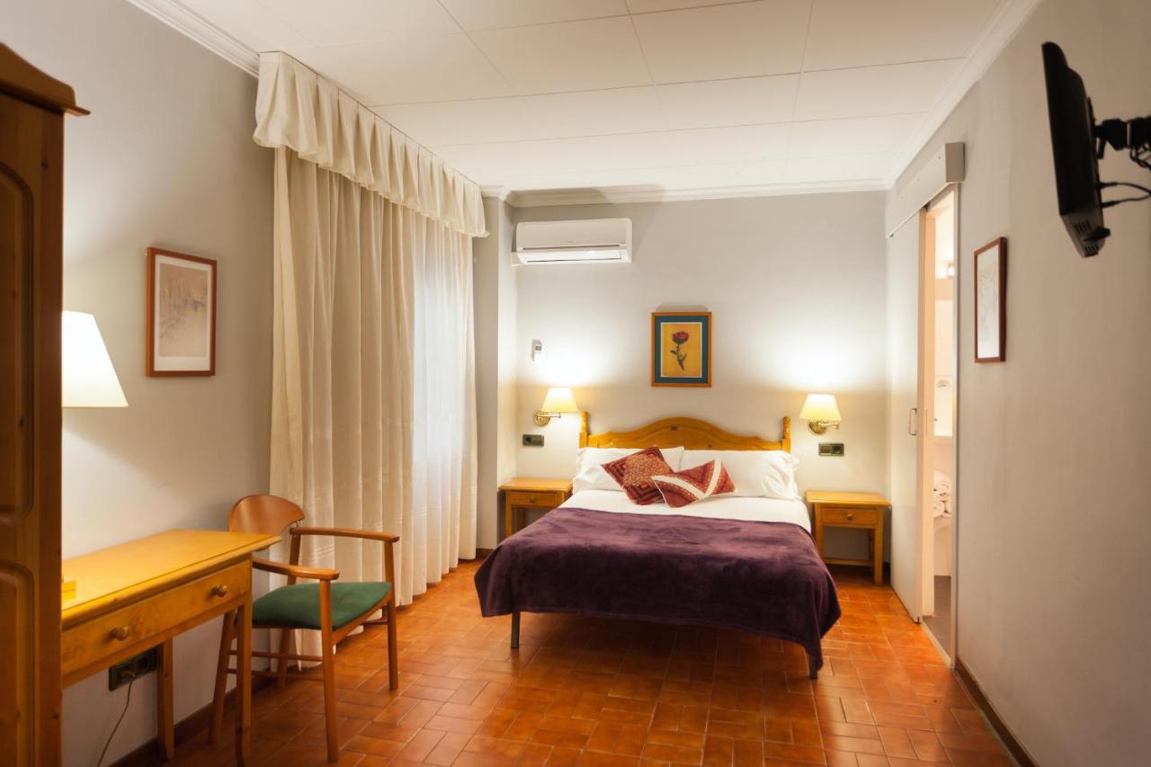 Hostal Restaurant Roma Кубельш Екстер'єр фото