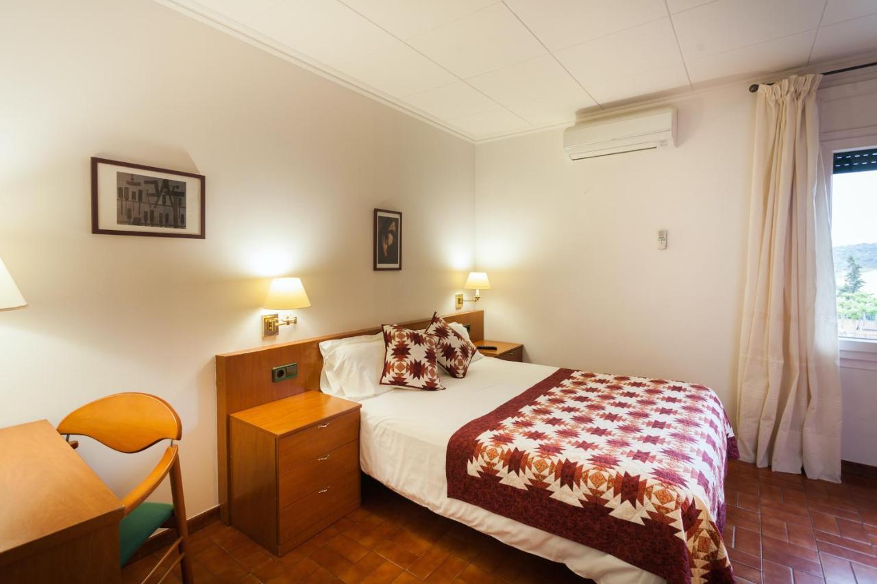 Hostal Restaurant Roma Кубельш Екстер'єр фото