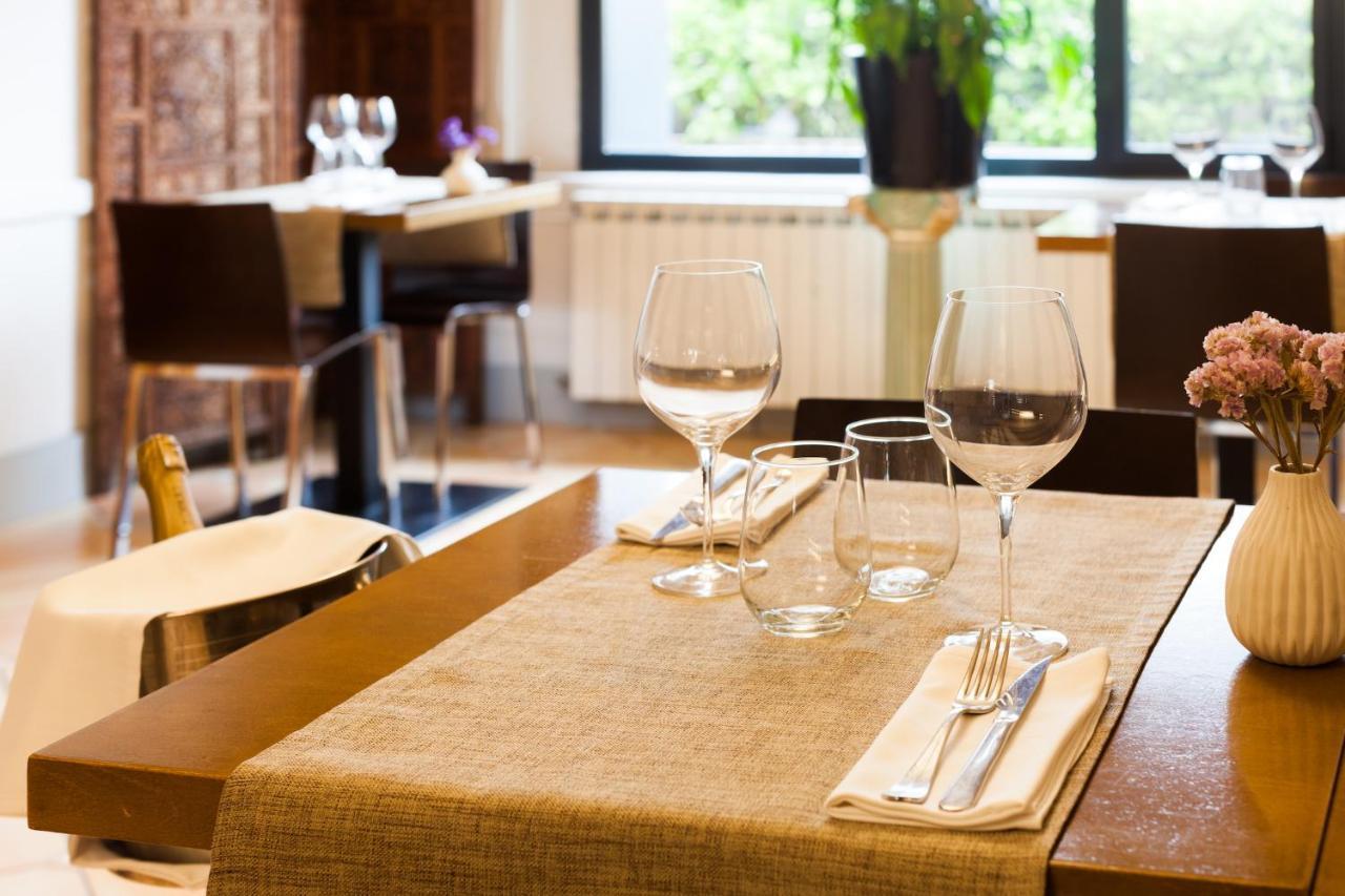 Hostal Restaurant Roma Кубельш Екстер'єр фото